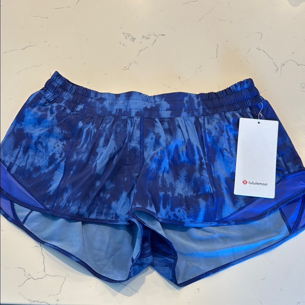 lululemon Hotty Hot 2.5”  Women's Blue Shorts